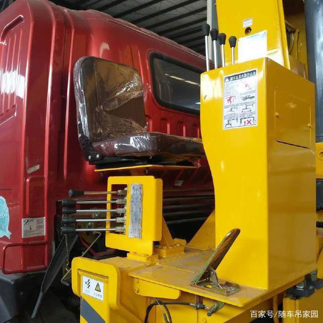 張家界眾誠機械設備租賃有限公司,吊車出租,張家界高空作業(yè)車出租 張家界眾誠機械設備租賃有限公司,吊車出租,張家界高空作業(yè)車出租